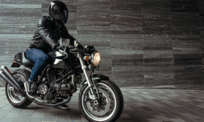 un motard